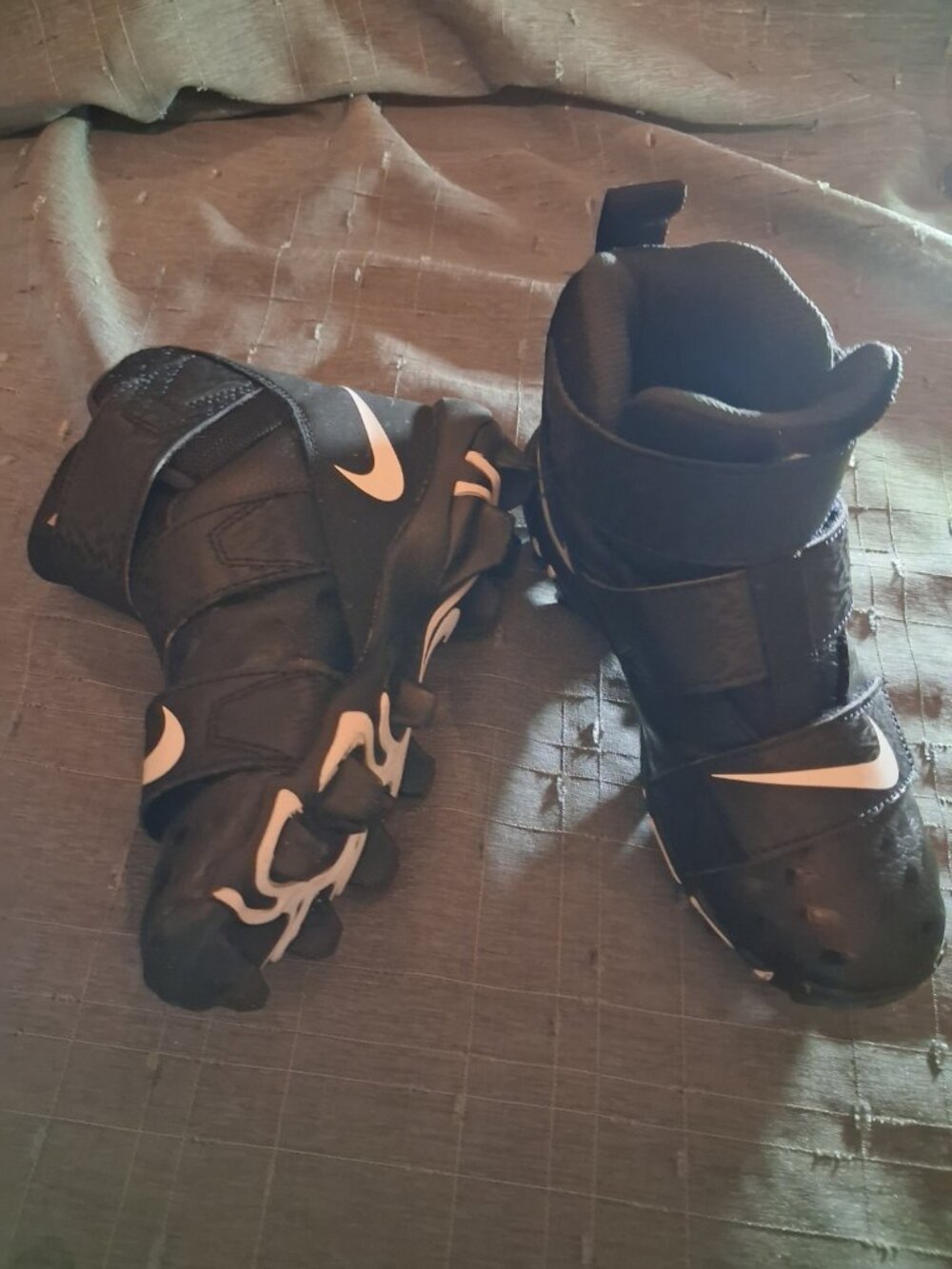 Nike Force Savage 2 Shark Youth Football Cleats Black Size 1Y